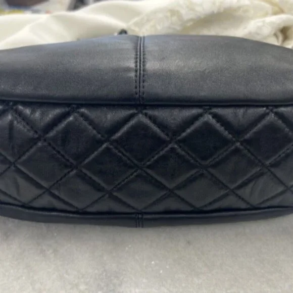 Chanel Lambskin Quilted Large Trianon Messenger Flap black - Picture 10 of 16